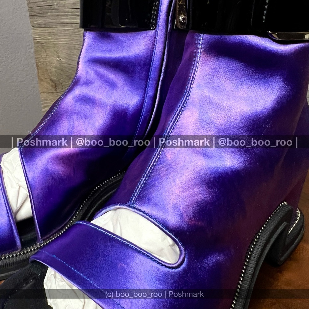 SALE!✨Vuitton RUNWAY Open-Toe Boots, Blue, Black, & Silver Hardware, 💯 AUTHENTIC - Picture 8 of 15